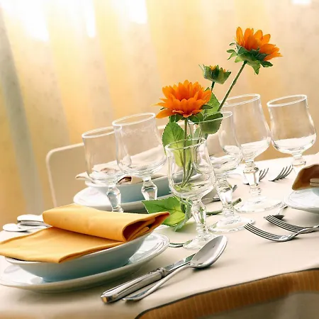 מלון Miramare מארוטה