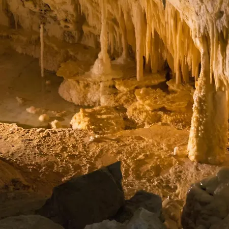 Miramare מלון 3*